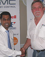 Hennie Prinsloo (right) thanks Ajanth Sewpersad after the presentation.